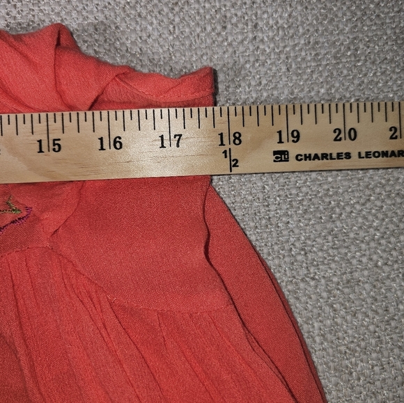 NWT Butterfly Sleeve, Embroidered, Flowy, 100% Rayon, Summer Blouse Top Lg - Picture 11 of 13
